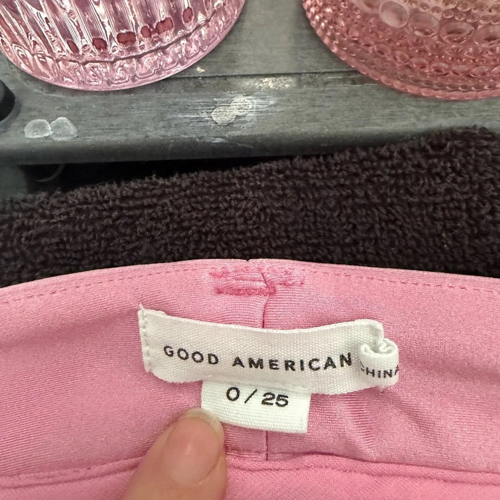Good American Carnation Pink Compression Pants - Picture 3 of 3